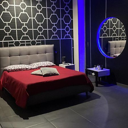 Luxury Suite Mimi Bari Eksteriør bilde