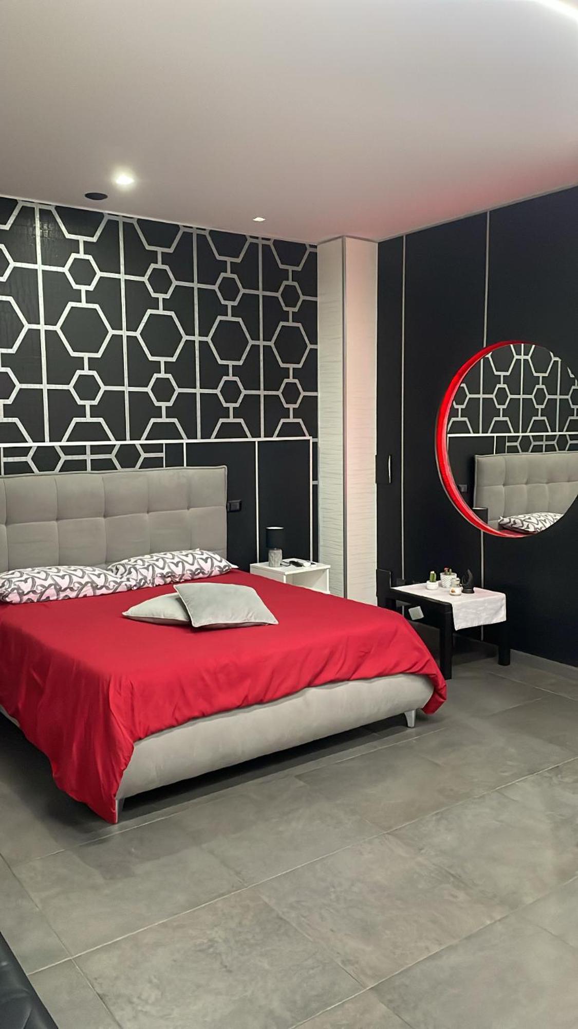 Luxury Suite Mimi Bari Eksteriør bilde